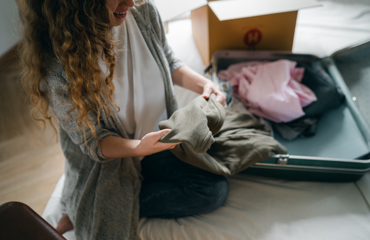 preparing-to-move-into-temporary-accommodation-stokes-removals